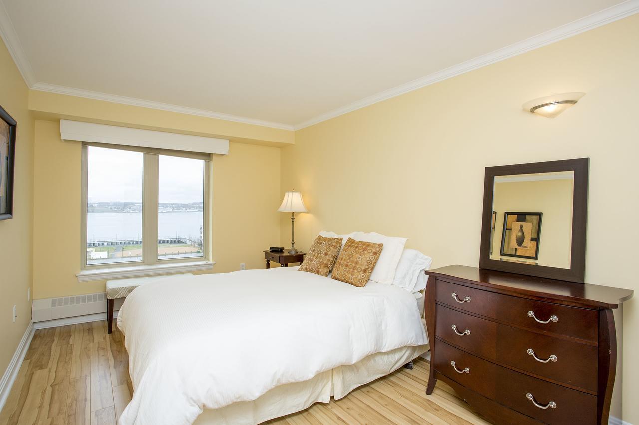 Moore Suites Salters Gate Apartment *