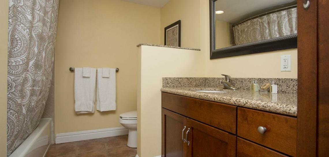Apartment Moore Suites Salters Gate *