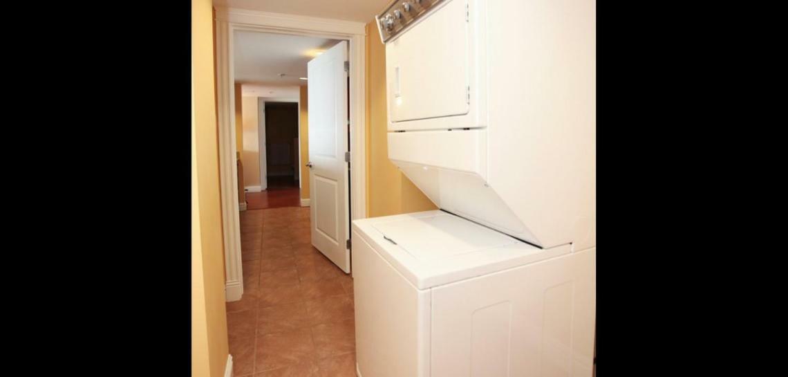 Apartment Moore Suites Salters Gate