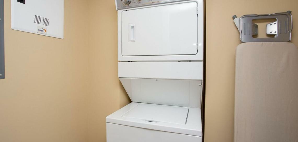 Apartment Moore Suites Salters Gate