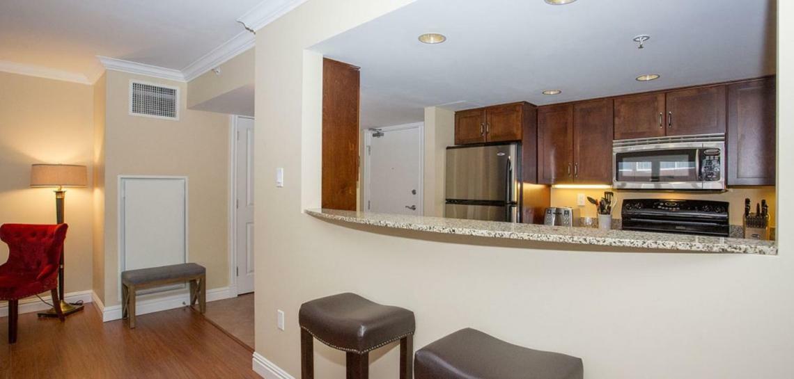 Apartment Moore Suites Salters Gate