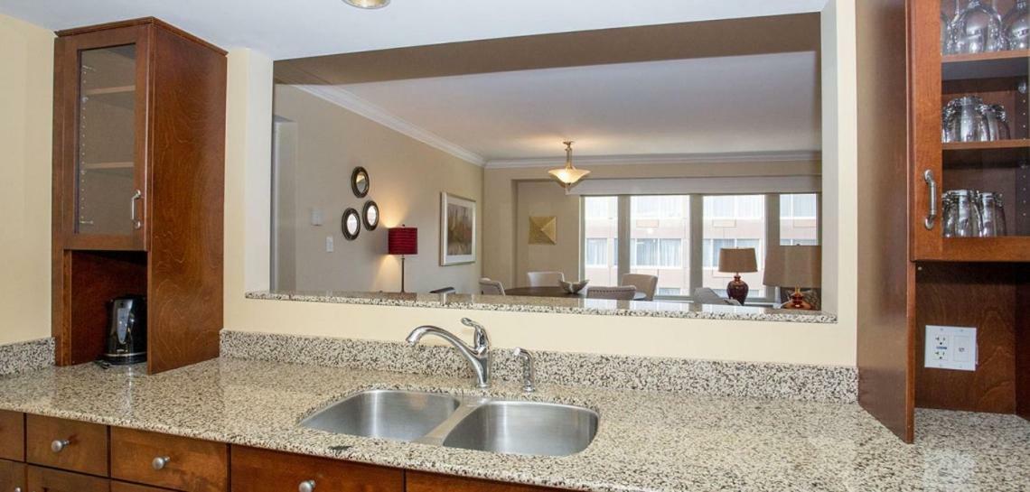 Apartment Moore Suites Salters Gate