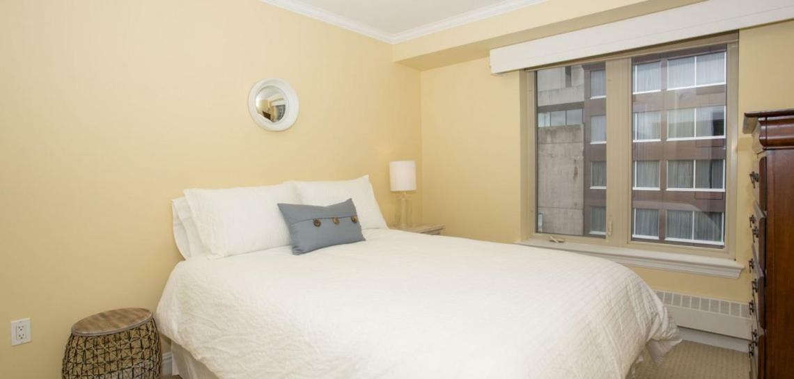 Moore Suites Salters Gate